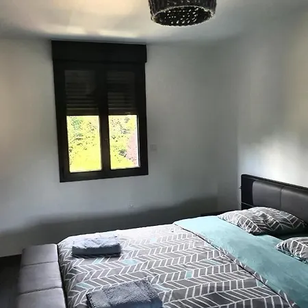 Maison Moderne Avec Piscine & Jacuzzi Prives Prázdninový dům